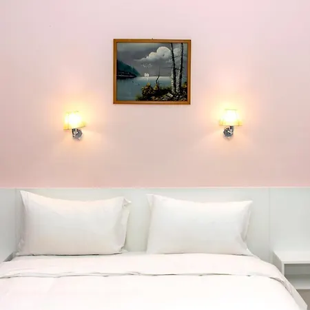 Revekka Apartment