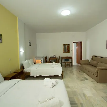 Revekka Apartment
