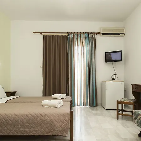 Revekka Apartment *