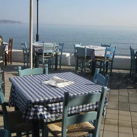 Revekka Apartment