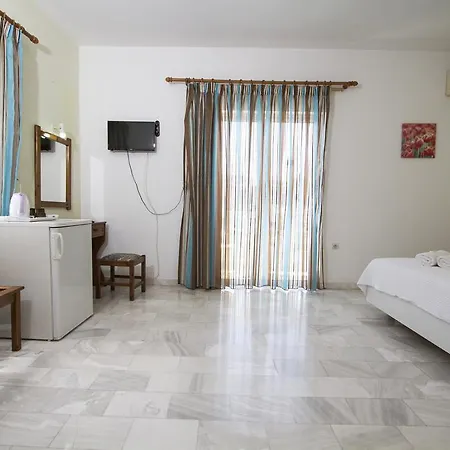 Revekka Apartment